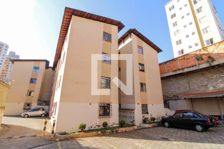 Apartamento à venda com 3 quartos, 56m² em Santa Tereza, Belo Horizonte