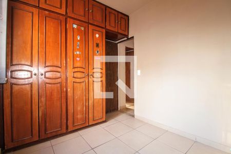 Apartamento à venda com 3 quartos, 56m² em Santa Tereza, Belo Horizonte