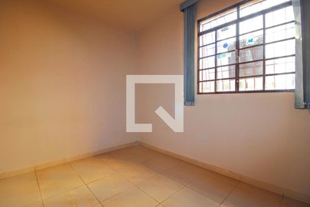 Apartamento à venda com 3 quartos, 56m² em Santa Tereza, Belo Horizonte