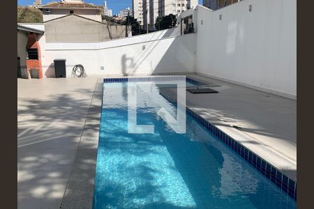 Apartamento para alugar com 2 quartos, 58m² em Cabral, Contagem