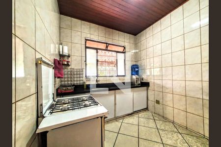 Cozinha de casa à venda com 3 quartos, 75m² em Sagrada Família, Belo Horizonte