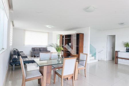 sala de casa de condomínio para alugar com 4 quartos, 400m² em Alphaville, Nova Lima