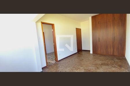 Casa à venda com 4 quartos, 455m² em Bandeirantes, Belo Horizonte