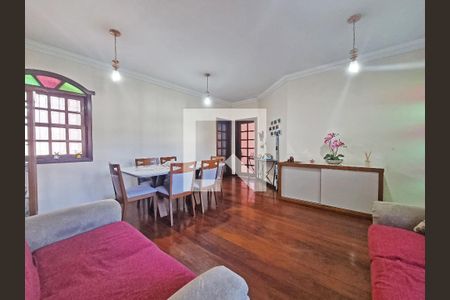 Casa à venda com 3 quartos, 294m² em Ipiranga, Belo Horizonte