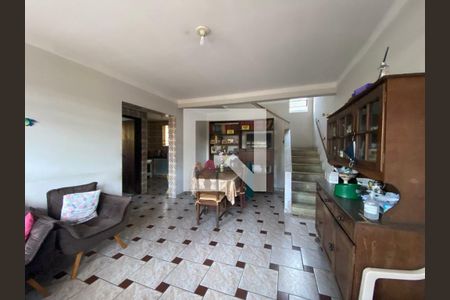 Casa à venda com 5 quartos, 199m² em Coqueiros, Belo Horizonte