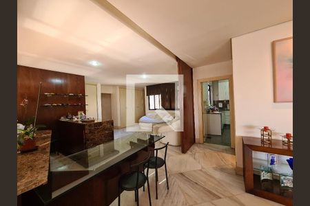 Apartamento à venda com 4 quartos, 235m² em Serra, Belo Horizonte