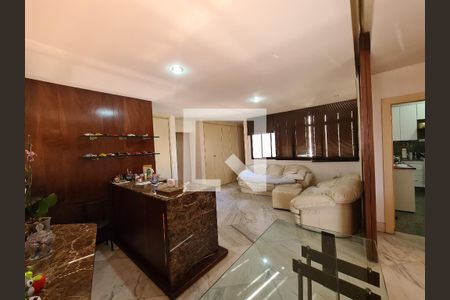 Apartamento à venda com 4 quartos, 235m² em Serra, Belo Horizonte