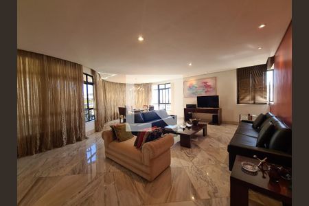 Apartamento à venda com 4 quartos, 235m² em Serra, Belo Horizonte