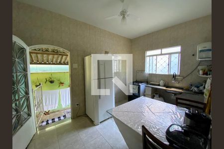 Casa à venda com 3 quartos, 150m² em Eldorado, Contagem