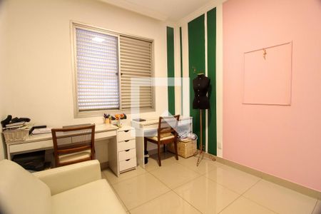 Apartamento para alugar com 4 quartos, 130m² em Buritis, Belo Horizonte