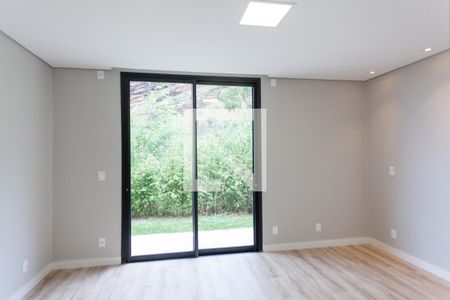 Casa de condomínio à venda com 380m², 3 quartos e 6 vagas Casa de condomínio à venda com 380m², 3 quartos e 6 vagassuite 3