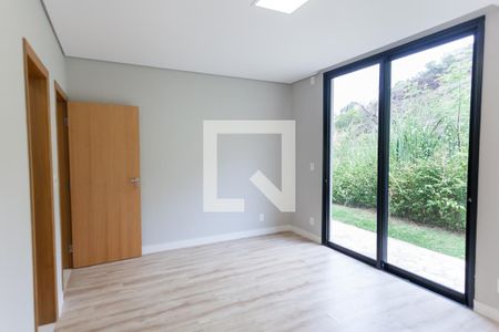 Casa de condomínio à venda com 380m², 3 quartos e 6 vagas Casa de condomínio à venda com 380m², 3 quartos e 6 vagassuite 3