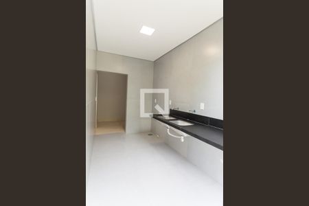 Casa de condomínio à venda com 380m², 3 quartos e 6 vagas Casa de condomínio à venda com 380m², 3 quartos e 6 vagasÁrea de Serviço