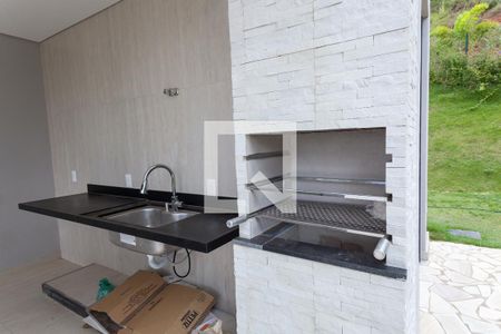 Casa de condomínio à venda com 380m², 3 quartos e 6 vagas Casa de condomínio à venda com 380m², 3 quartos e 6 vagasChurrasqueira