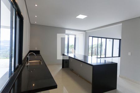 Casa de condomínio à venda com 380m², 3 quartos e 6 vagas Casa de condomínio à venda com 380m², 3 quartos e 6 vagasCozinha