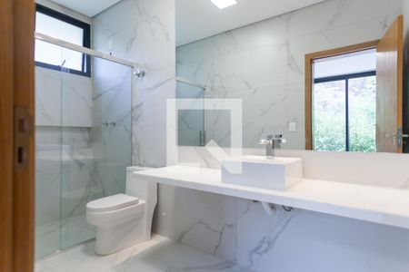 Casa de condomínio à venda com 380m², 3 quartos e 6 vagas Casa de condomínio à venda com 380m², 3 quartos e 6 vagasbanheiro suite 3