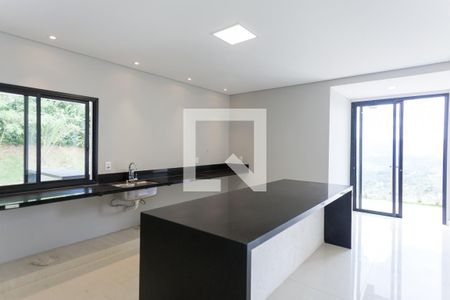 Casa de condomínio à venda com 380m², 3 quartos e 6 vagas Casa de condomínio à venda com 380m², 3 quartos e 6 vagasCozinha