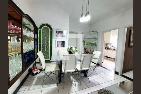 Casa à venda com 5 quartos, 190m² em Vila Clóris, Belo Horizonte
