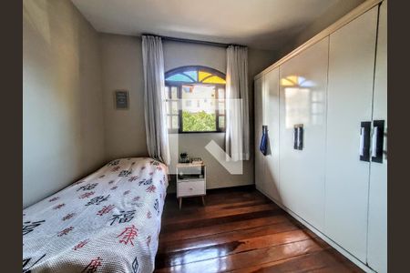 Casa à venda com 4 quartos, 172m² em Santa Tereza, Belo Horizonte