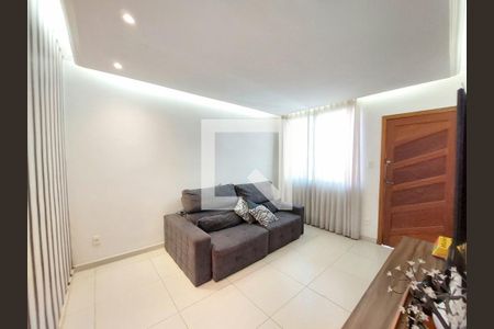 Casa para alugar com 2 quartos, 77m² em Jaqueline, Belo Horizonte