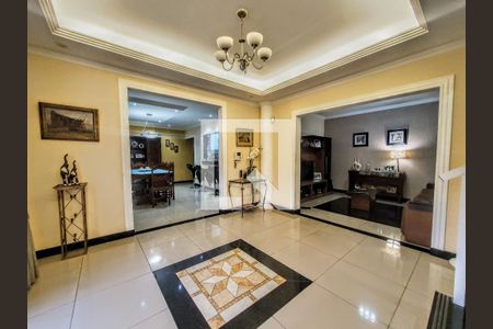 Casa à venda com 4 quartos, 300m² em Planalto, Belo Horizonte