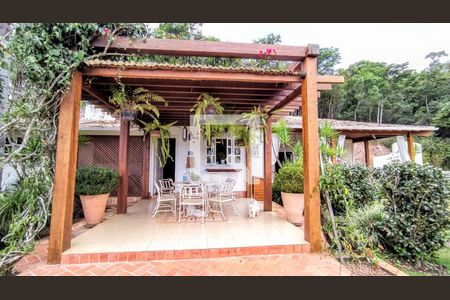 Casa à venda com 600m², 4 quartos e 10 vagas