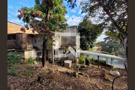 Casa à venda com 3 quartos, 257m² em Solar do Barreiro, Belo Horizonte