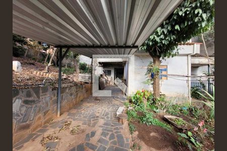 Casa à venda com 3 quartos, 257m² em Solar do Barreiro, Belo Horizonte
