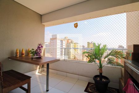 Apartamento para alugar com 3 quartos, 90m² em Nova Suissa, Belo Horizonte