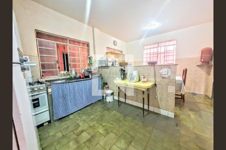 Casa à venda com 3 quartos, 191m² em Concórdia, Belo Horizonte