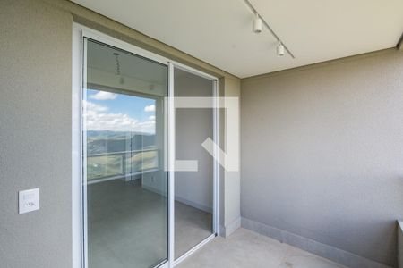 Varanda de apartamento para alugar com 2 quartos, 82m² em Vila da Serra, Belo Horizonte