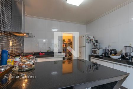 Casa de condomínio à venda com 400m², 5 quartos e 4 vagas