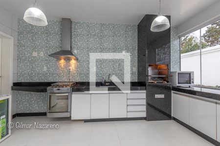 Casa de condomínio à venda com 400m², 5 quartos e 4 vagas