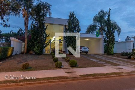 Casa de condomínio à venda com 400m², 5 quartos e 4 vagas