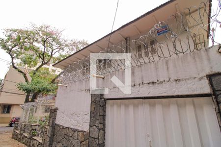 Casa à venda com 4 quartos, 500m² em Santo Antônio, Belo Horizonte