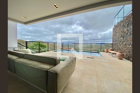 Casa de condomínio à venda com 494m², 4 quartos e 5 vagas