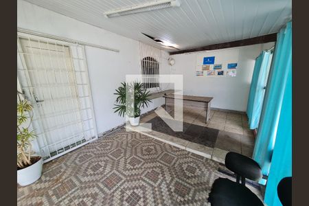 Casa à venda com 0 quarto, 660m² em Floramar, Belo Horizonte