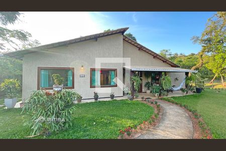 Casa de Condomínio para alugar com 3 quartos, 235m² em Casa Branca , Brumadinho