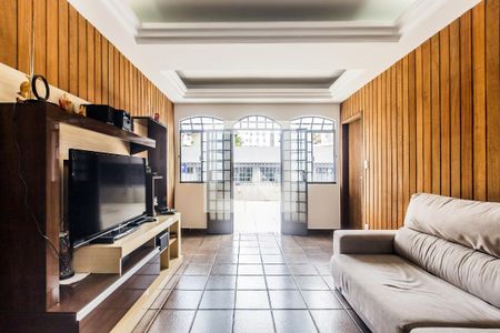 Apartamento à venda com 4 quartos, 140m² em Coração de Jesus, Belo Horizonte