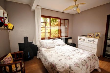 Casa de condomínio à venda com 455m², 4 quartos e 5 vagas