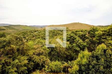 Casa de condomínio à venda com 455m², 4 quartos e 5 vagas