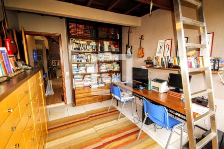 Casa de condomínio à venda com 455m², 4 quartos e 5 vagas