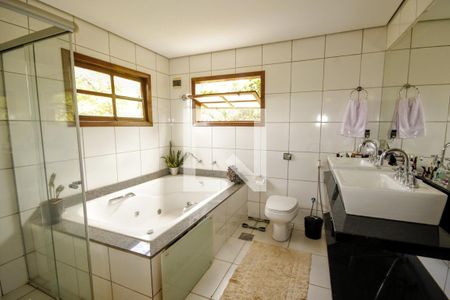 Casa de condomínio à venda com 455m², 4 quartos e 5 vagas