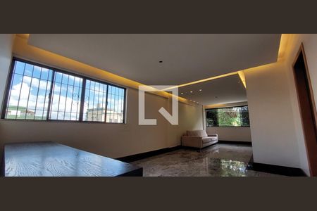 Apartamento à venda com 4 quartos, 144m² em Colégio Batista, Belo Horizonte