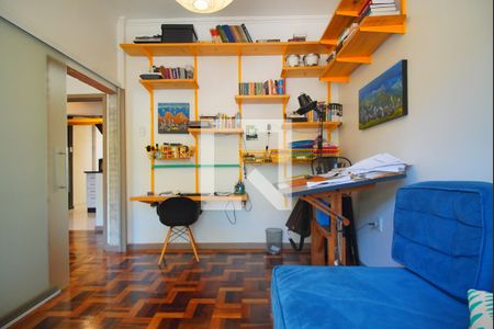 Sala  de apartamento à venda com 3 quartos, 105m² em Petrópolis, Porto Alegre