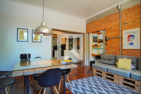 Sala  de apartamento à venda com 3 quartos, 105m² em Petrópolis, Porto Alegre