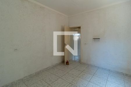 Quarto de casa para alugar com 1 quarto, 40m² em Jardim Figueiredo, Ferraz de Vasconcelos