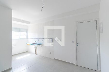 Sala/Cozinha de apartamento à venda com 2 quartos, 38m² em Parque das Paineiras, São Paulo