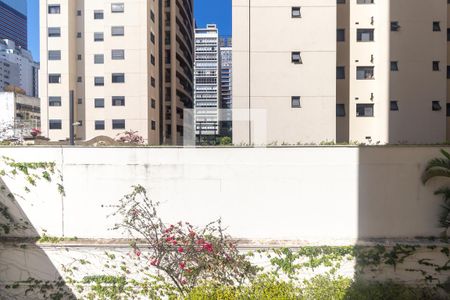 Vista do Quarto 2 de apartamento para alugar com 3 quartos, 156m² em Cerqueira César, São Paulo