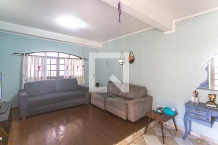 Sala de estar de casa à venda com 3 quartos, 280m² em Baeta Neves, São Bernardo do Campo